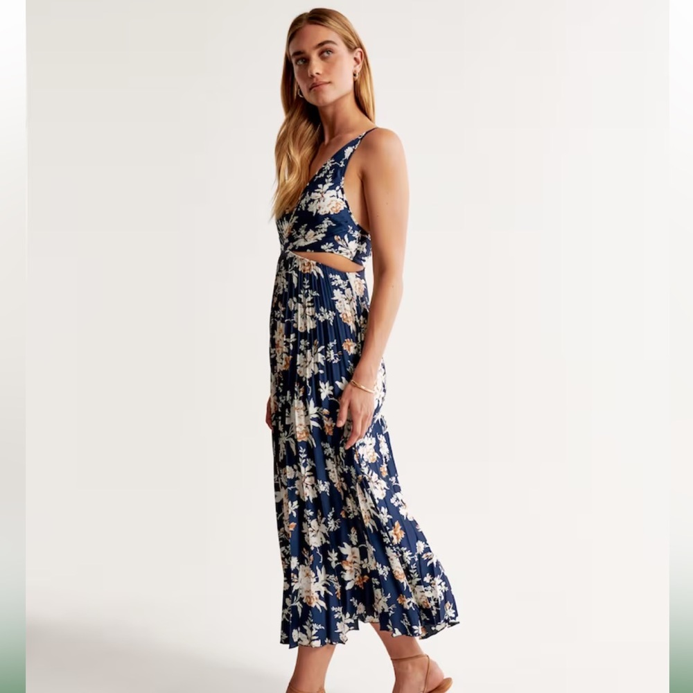 Abercrombie & Fitch Satin Pleated Cutout Maxi Dress